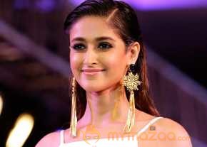  Illeana Ramp Walk At Lakme Fashion Week 2015  photo 6