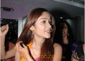 Ileana Hot Photshoot photo 543