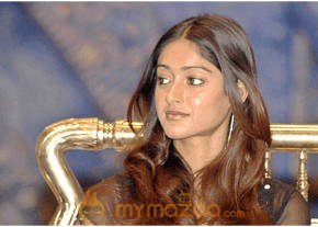 Ileana Hot Photshoot photo 110