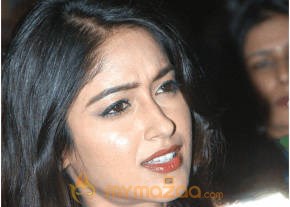 Ileana Hot Photshoot photo 4