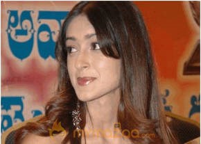 Ileana Hot Photshoot photo 432