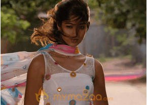 Ileana Hot Photshoot photo 457