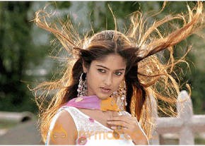 Ileana Hot Photshoot photo 43