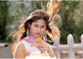 Ileana Hot Photshoot photo 157
