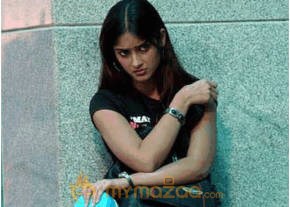 Ileana Hot Photshoot photo 29