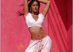 Ileana Hot Photshoot photo 50