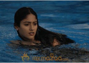 Ileana Hot Photshoot photo 606