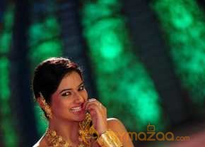  Isha Chawla  photo 3