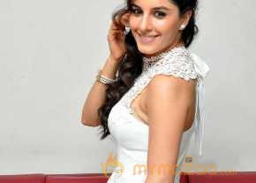  Isha Talwar  photo 9