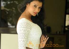 Ishita Vyas Photoshoot At Miss Leelavathi Press Meet photo 11