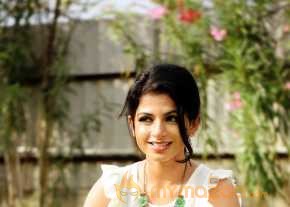  Iswarya Menon  photo 4