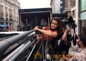 Just In: Trisha in London  photo 4