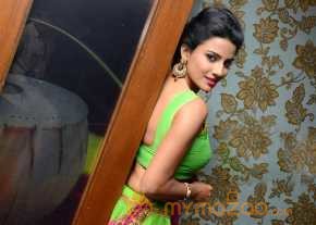 Jyothi Seth photo 3