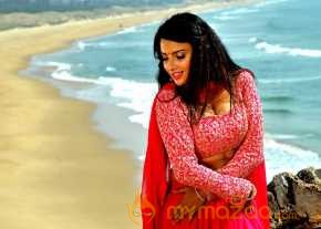Jyoti Sethi Where Is Vidya Balan Movie Stills photo 7