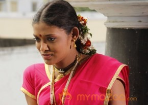 Kaalayaa Tasmay Namahaa Movie Heroine Stills photo 22