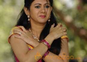  Kamna Jethmalani  photo 4