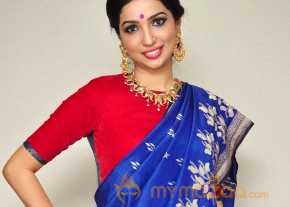Kanika Dhillon photo 2