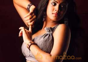  Karthika Nair  photo 13