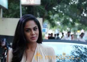 Karthika Nair photo 12