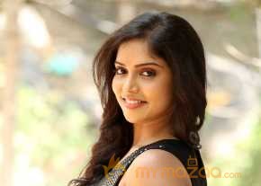 Karunya New Photoshoot photo 17