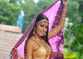  Kavya Kumar  photo 4