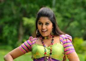  Kavya Kumar  photo 13