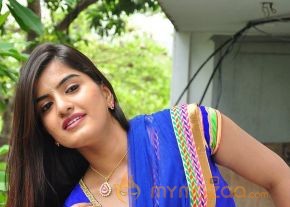 Keerthana Podwal Photos