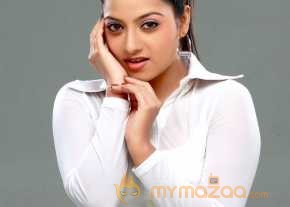  Keerthi Chawla  photo 4
