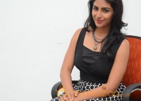 Kruthika Jayakumar Latest Glam Photos photo 2