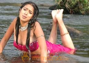Lakshmi Rai Hot and Spicy Gallery photo 38