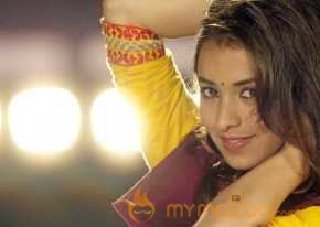  Latha Hegde 