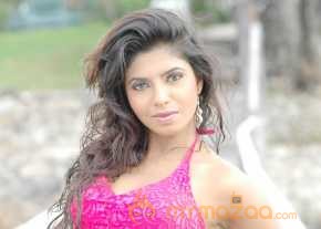 Laveena New Photoshoot photo 12