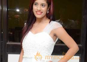 Liza Reddy Latest Photoshoot photo 9