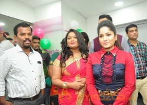 Madhavi Latha Inauguraties Green Trends  photo 5