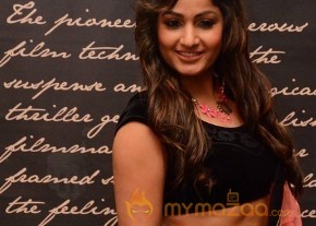 Madhavi Latha Photos Gallery photo 33