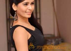 Madhumitha Latest Stills photo 10