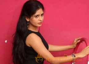 Madhumitha Latest Stills photo 6