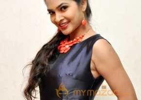  Madhumitha Photoshoot At Bhale Bhale Magadivoy Success Meet  photo 2