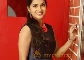  Madhumitha Photoshoot At Bhale Bhale Magadivoy Success Meet  photo 4