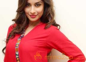Madhurima Photoshoot At Big Bazaar Colours Of Dussehra Event photo 2