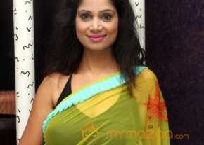 Mahekhanita Murthy Green Saree Pics photo 7