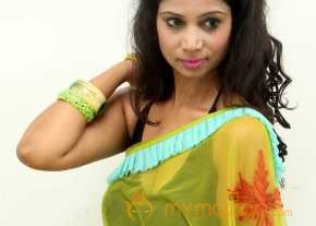Mahekhanita Murthy Green Saree Pics photo 2