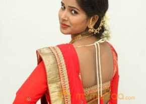 Maina Photoshoot At Okkaditho Modalaindi Audio Launch photo 4