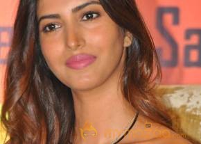 Manasvi Mamgai (Femina Miss India 2010) Glam Pics photo 2