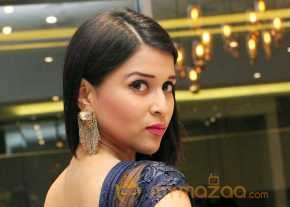Mannara Chopra Latest Stills photo 4