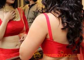 Mannara Chopra New Photoshoot photo 21