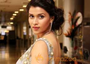 Mannara Chopra New Photoshoot photo 5