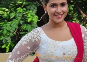 Mannara Chopra Photos photo 11