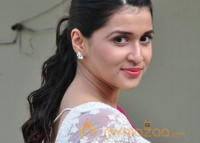 Mannara Chopra Photos photo 18