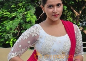 Mannara Chopra Photos photo 19